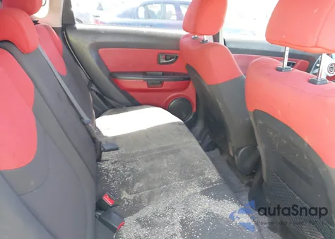 2011 Kia Soul Sport z USA, uszkodzony, nr VIN KNDJT2A23B7272639